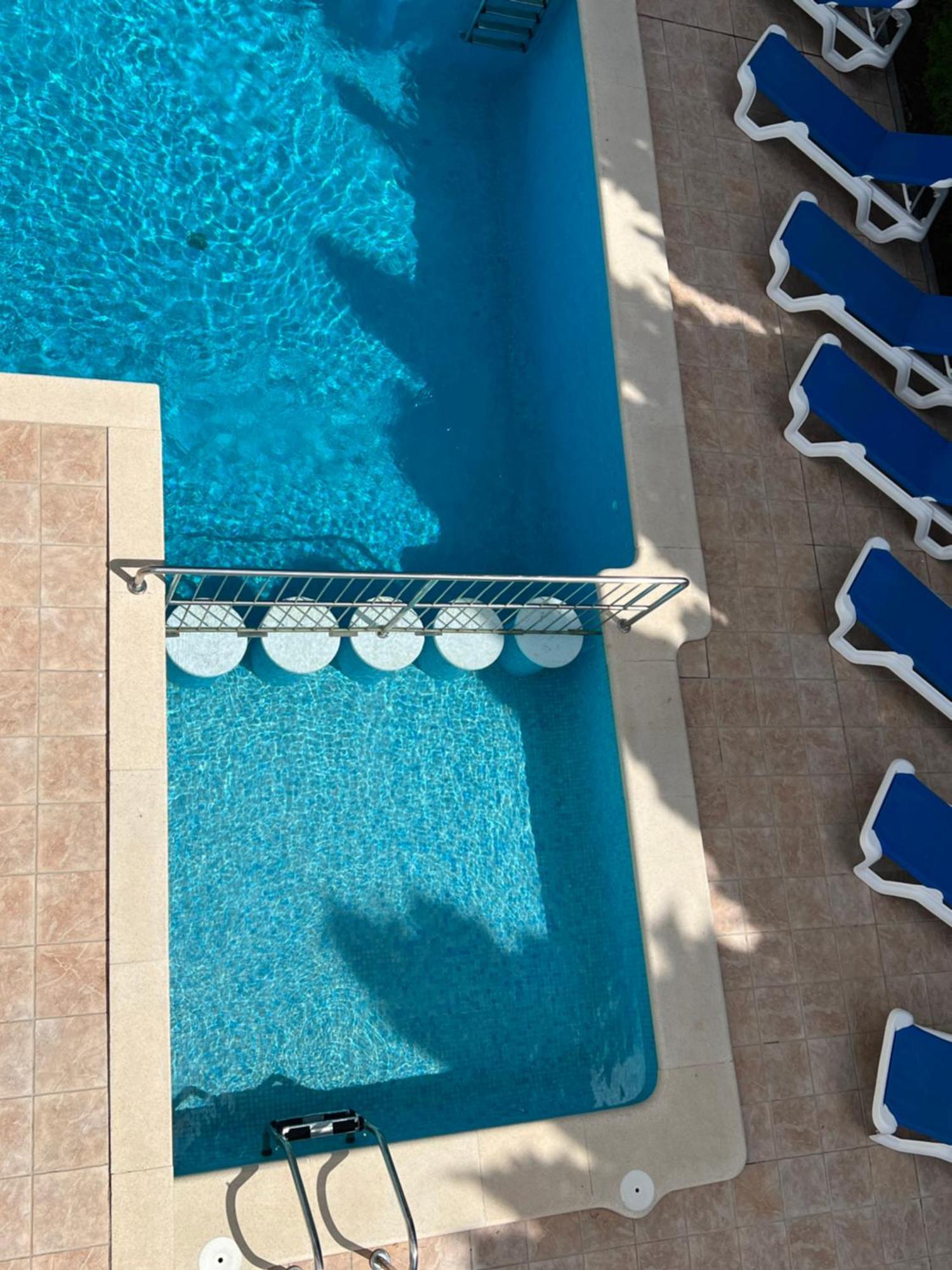 Alexia- Aqua - Apartment *