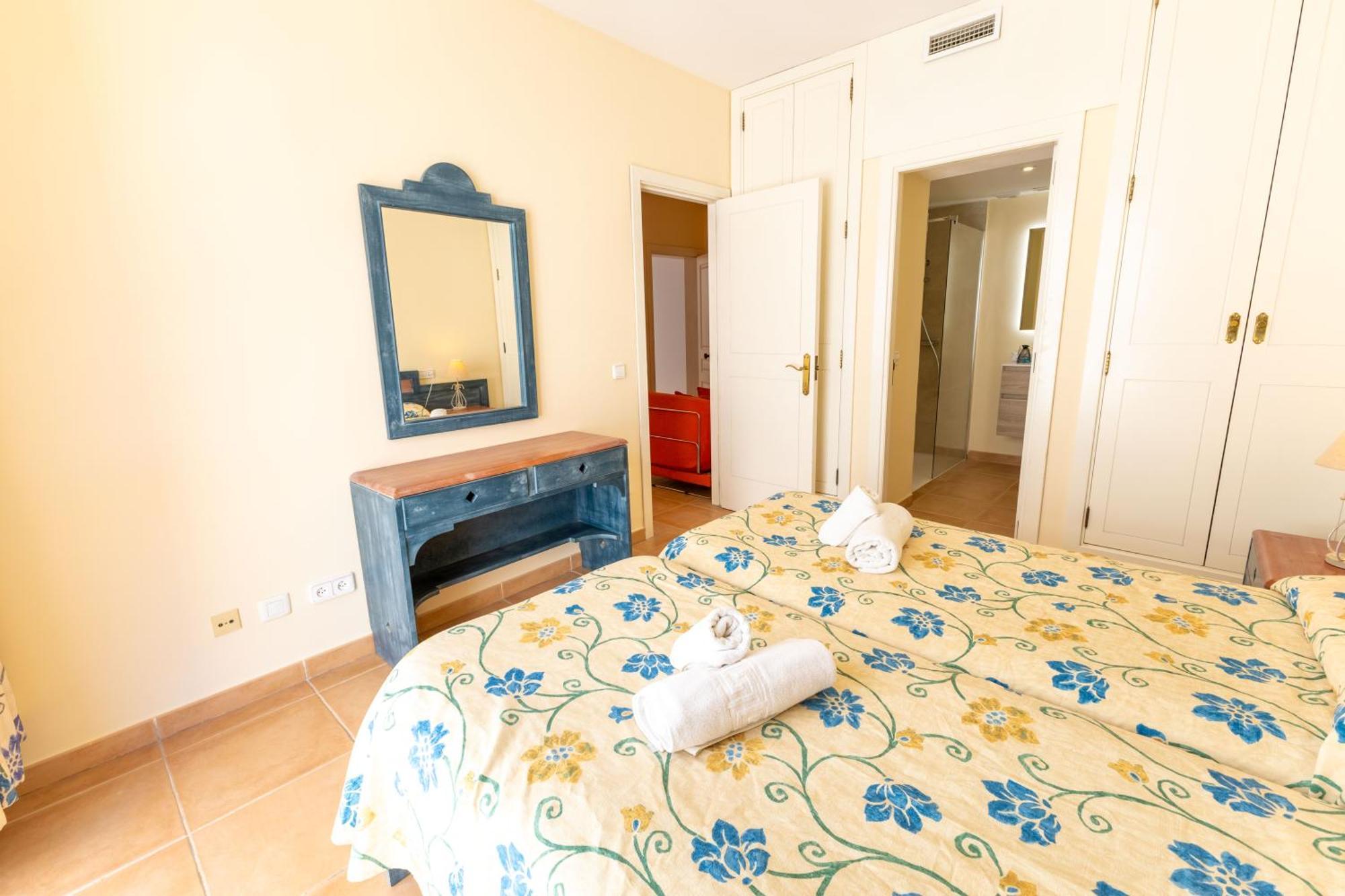 Cozy Near The Sea With Wifi And Pool