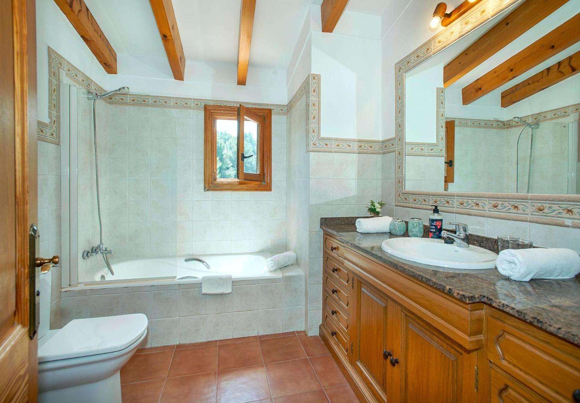 Seguinot By Vintage Travel Port de Pollenca