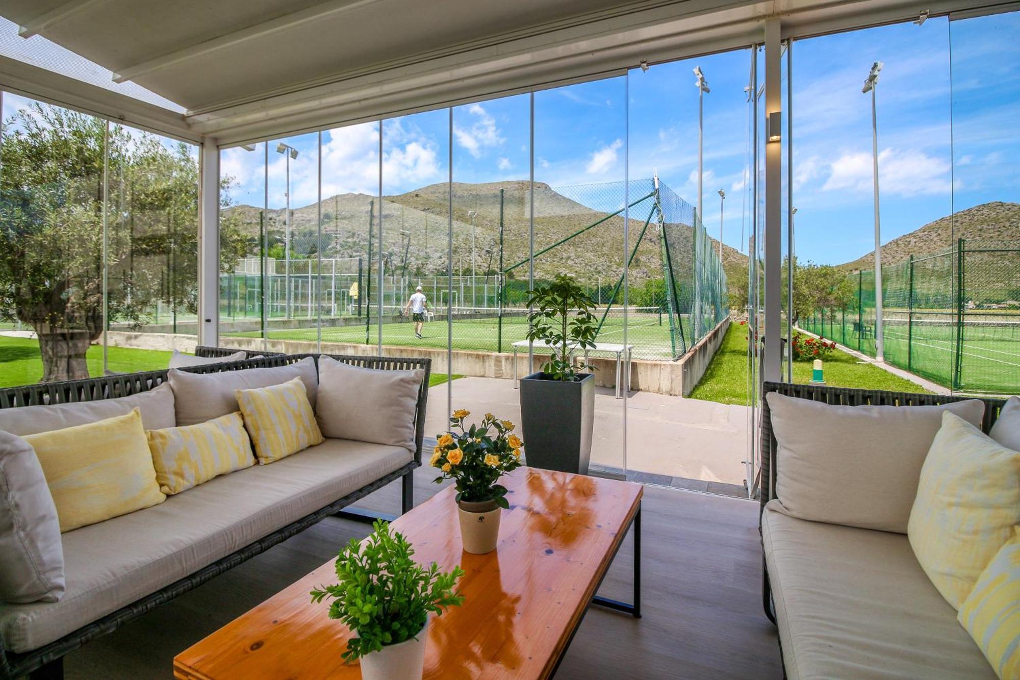 Hotel de apartamente Duva & 4*