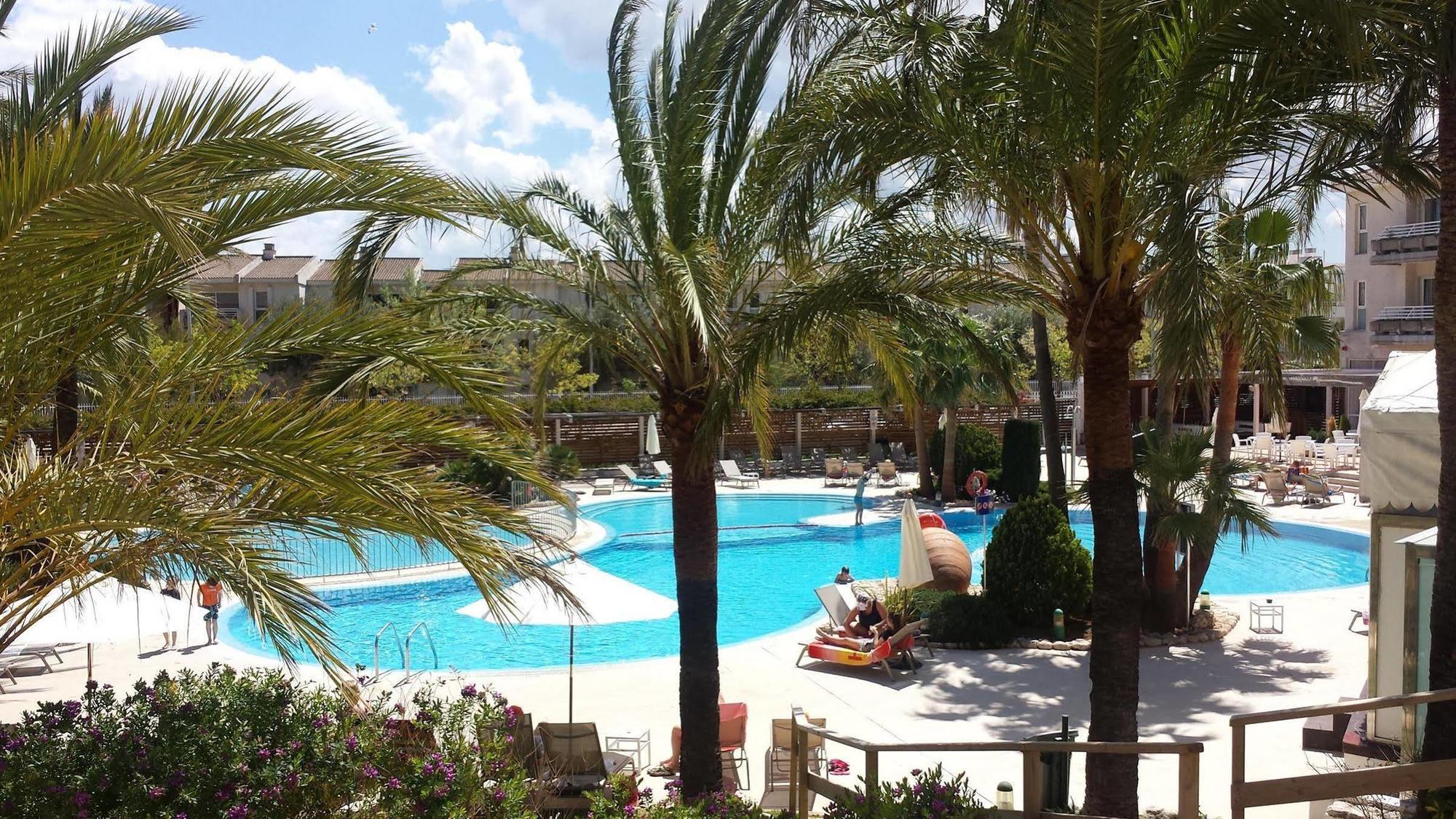 Hotel Puerto Azul 4*