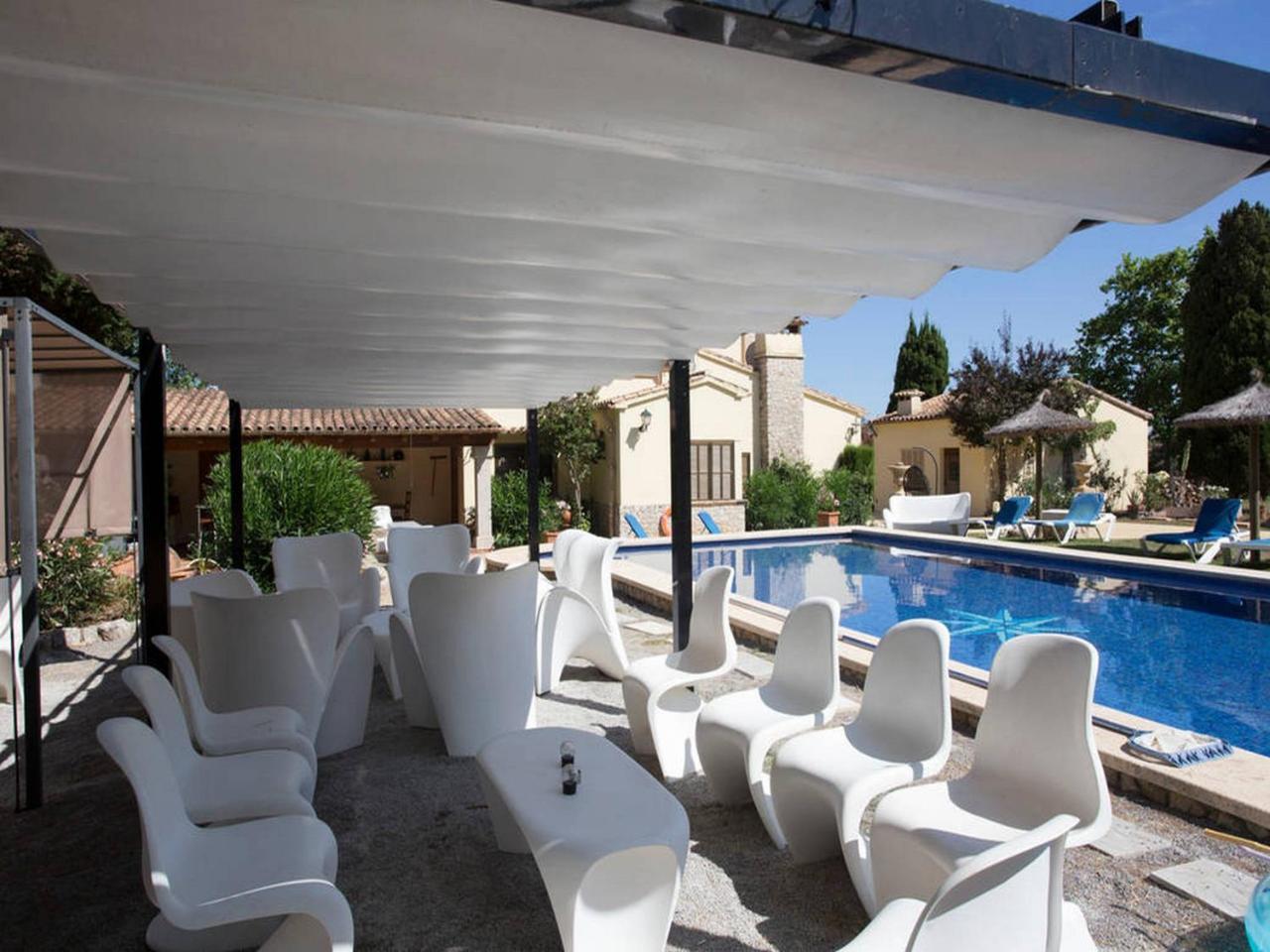 Villa Private For Family Groups, Private Mountain Ideal For Runners, Trailers, Hikers, It Is Approximately 3 Minute Walk From The
