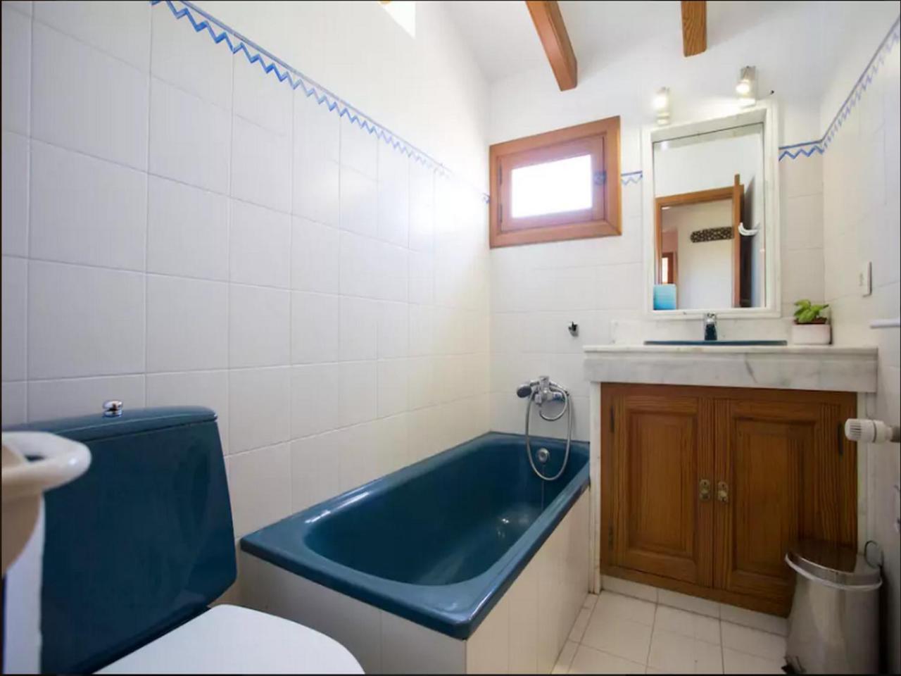 Private For Family Groups, Private Mountain Ideal For Runners, Trailers, Hikers, It Is Approximately 3 Minute Walk From The * Port de Pollença