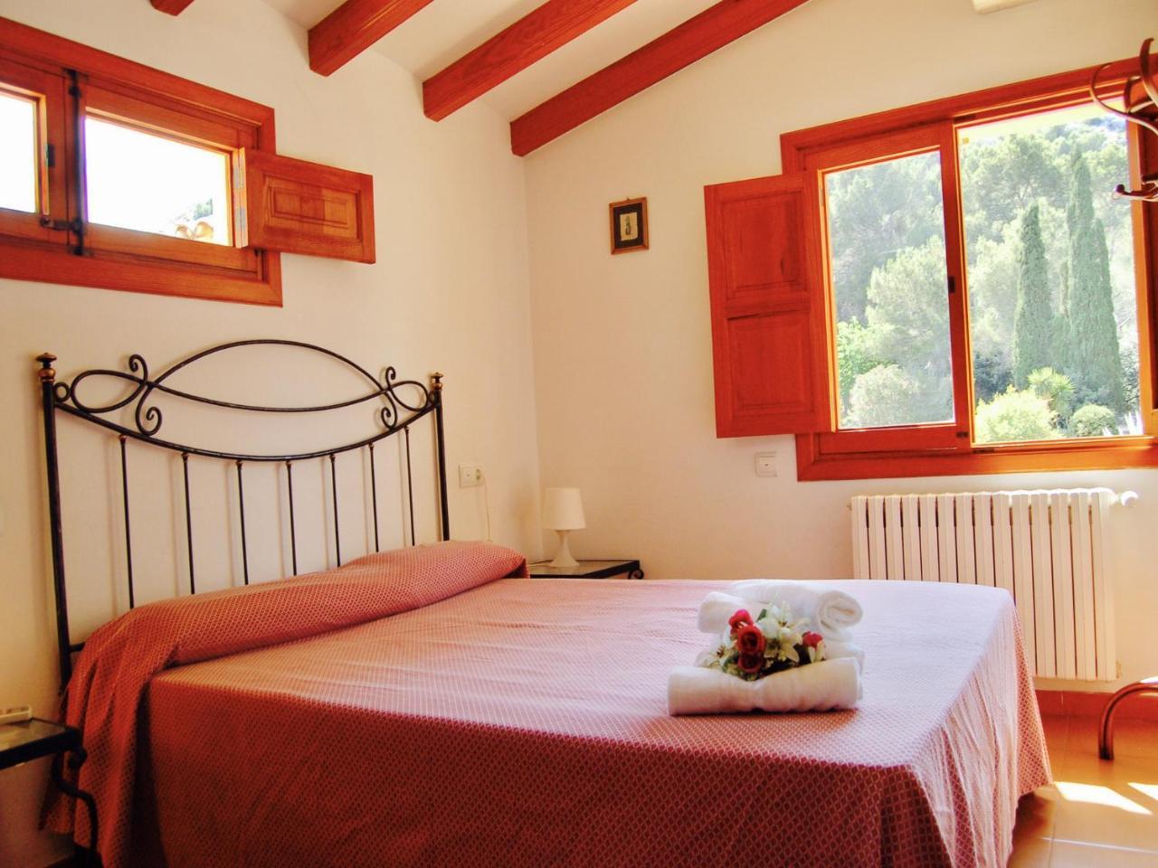 Vilă Aguait - Approximately 3 Minutes Walking From The Ideal For Relaxation, Sport With Private Mountain Path Port de Pollença