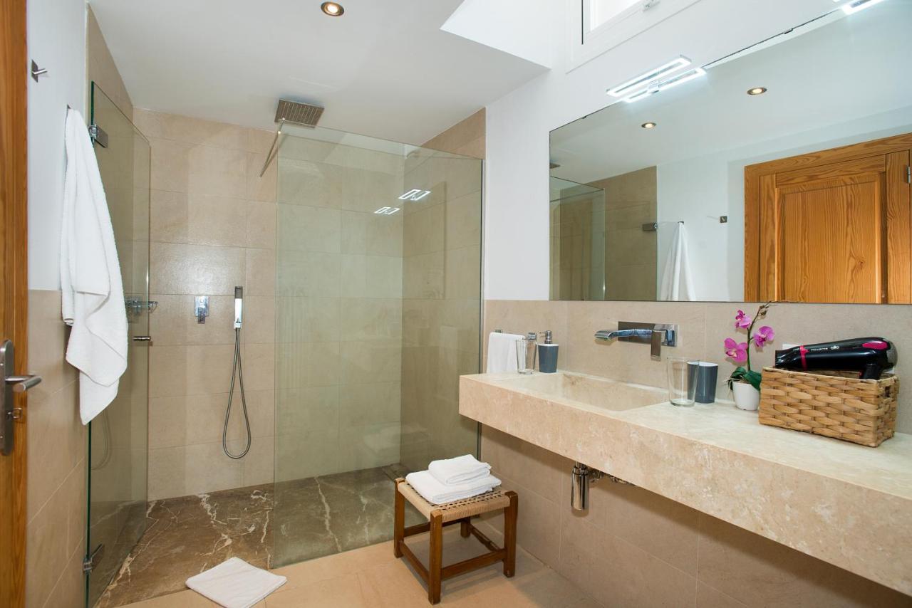 Villa Owl La Rafal - Luxury Retreat With Mountain Views Port de Pollenca