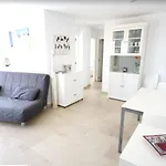 Apartment With Terrace And Jacuzzi In Puerto De Pollenca 120 M²