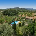 Can Camarroja