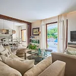 Villa Hibiscus