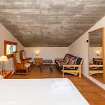 Villa Siller Roqueta By Sealand Villas