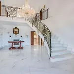 Villa Quiros 2 - 8Pax