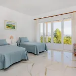 Villa Quiros 2 - 8Pax