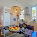 Beachfront Apartment Sivella By Sealand Villas