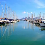 Beachfront Apartment Sivella By Sealand Villas