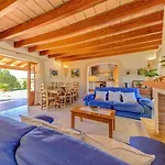 Can Seguinot Mercer By Sealand Villas
