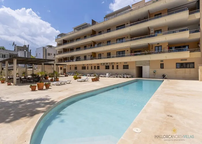 Pretty Apartment With Balcony