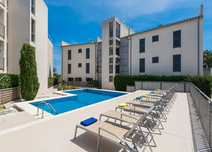 Residencial Llenaire Apartment