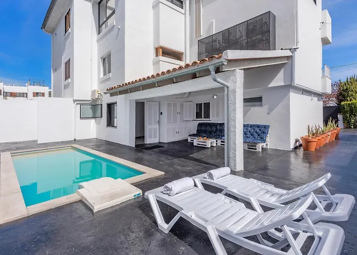 Carlotta House