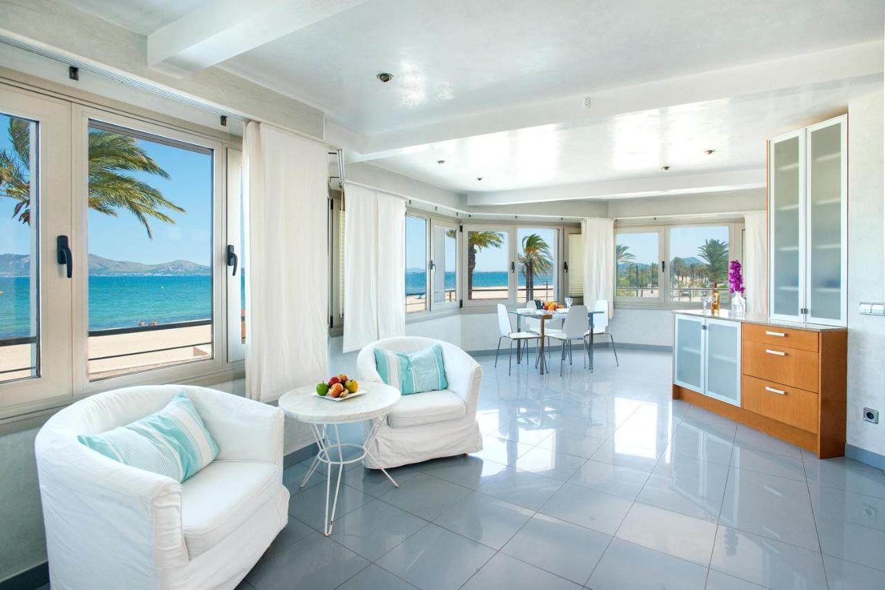 Life By The Beach - Sea View 1 Apartment