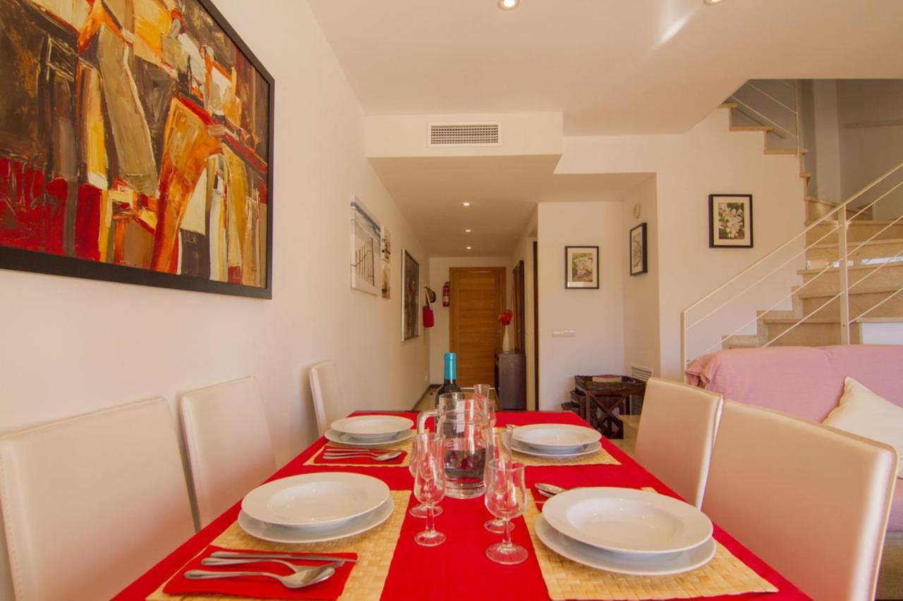 Villa: 3-bedroom With Shared Pool And Wi-fi Holiday home