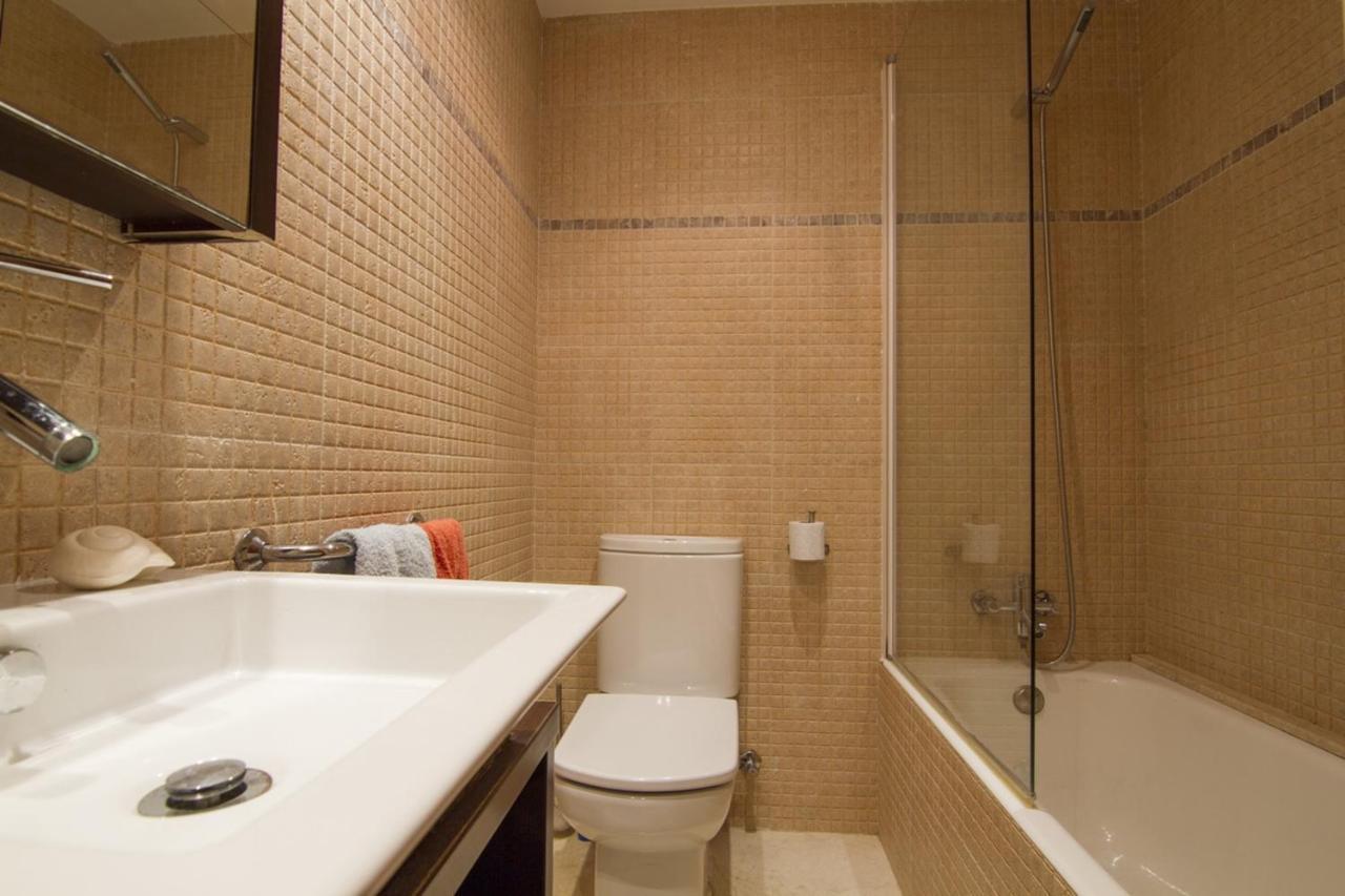 Villa: 3-bedroom With Shared Pool And Wi-fi Holiday home