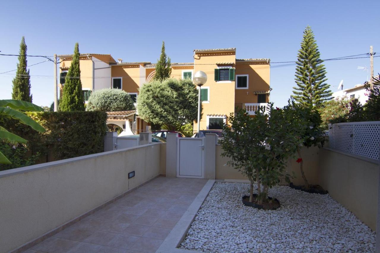Holiday home Villa: 3-bedroom With Shared Pool And Wi-fi *