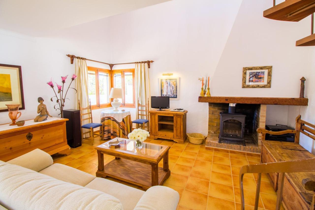 Ferienhaus Cozy Chalet With Wifi And A / C Port de Pollença