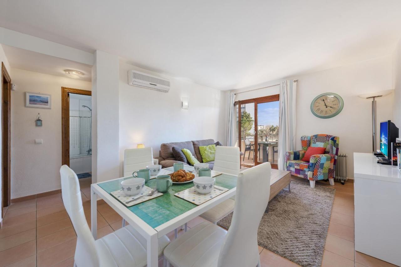 Apartament Corb Mari *