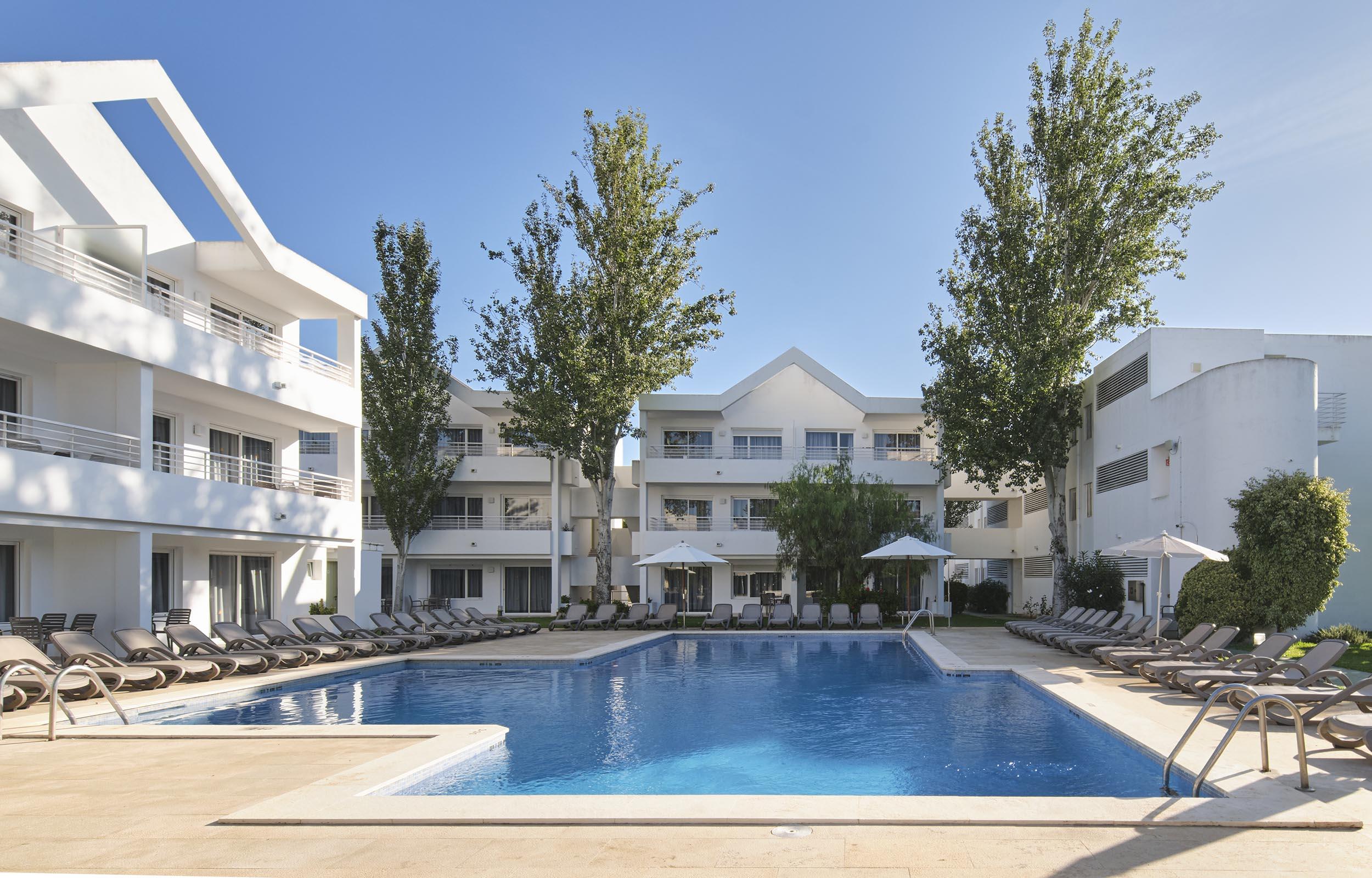 Aparthotel Duvabitat 3*