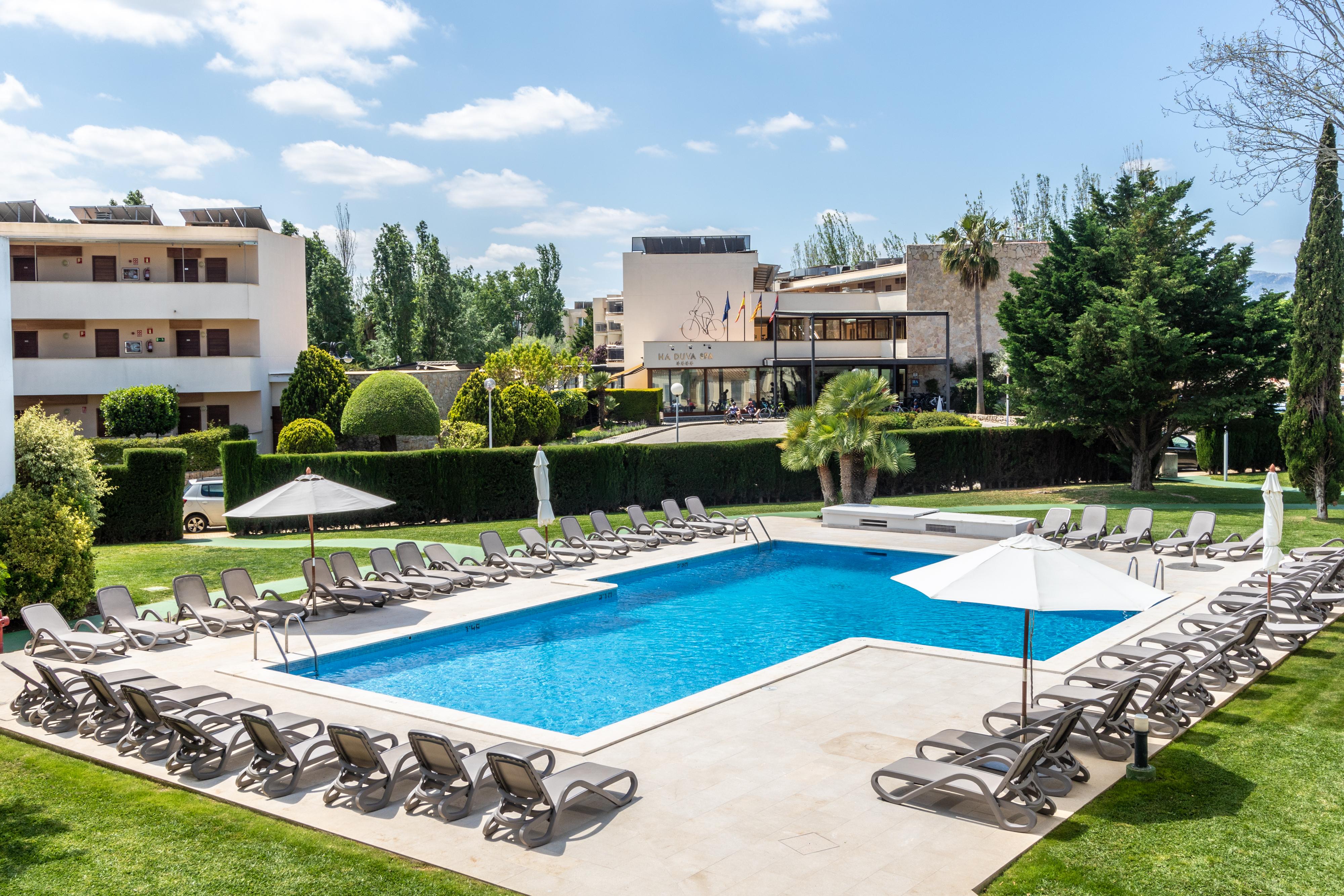 Aparthotel Duvabitat 3*