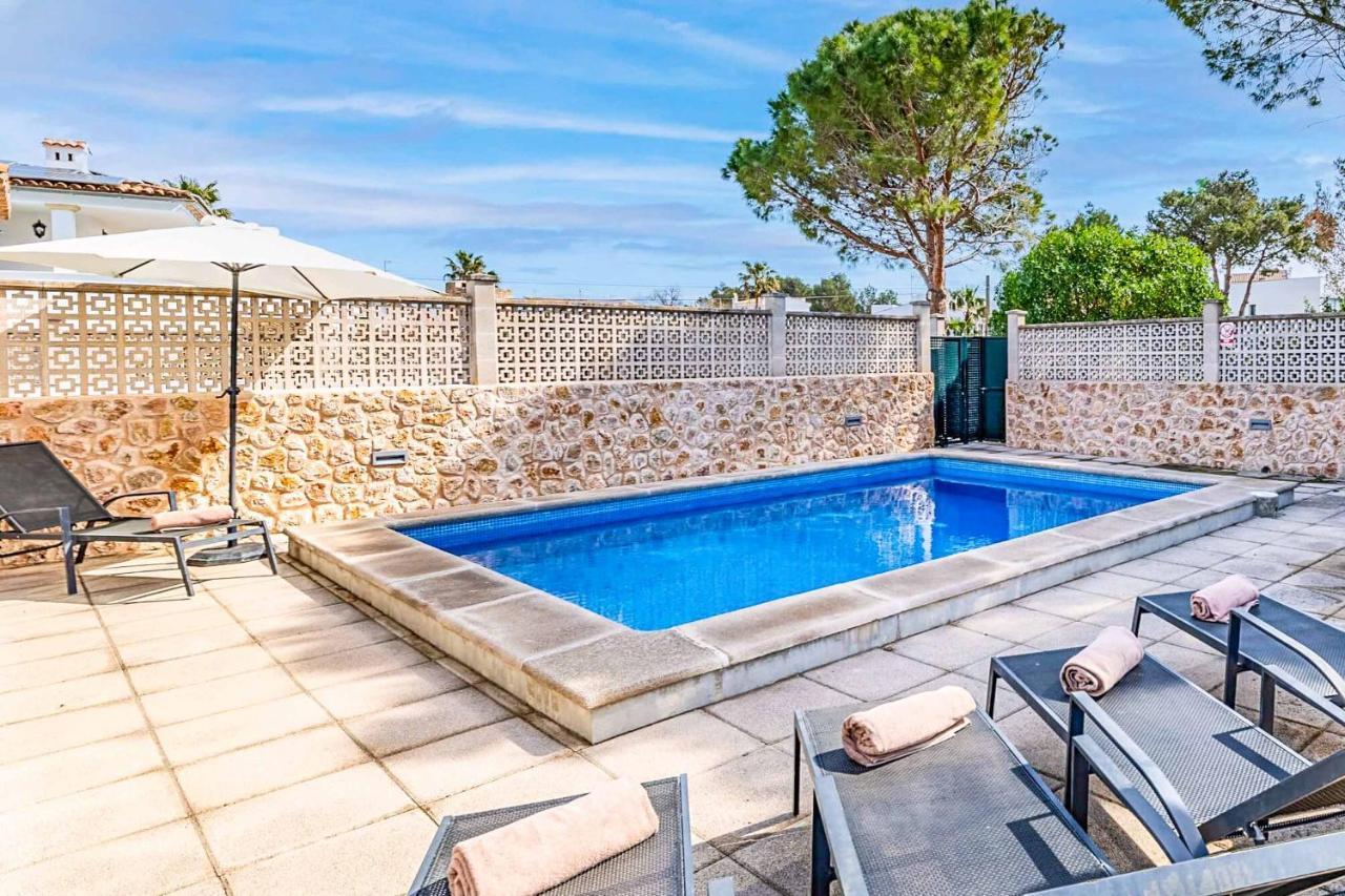 Villa Monsy 1 *