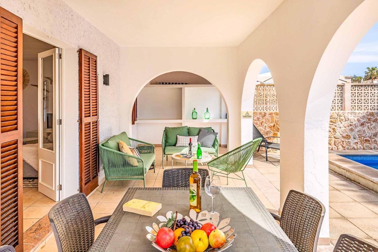Villa Monsy 1 *