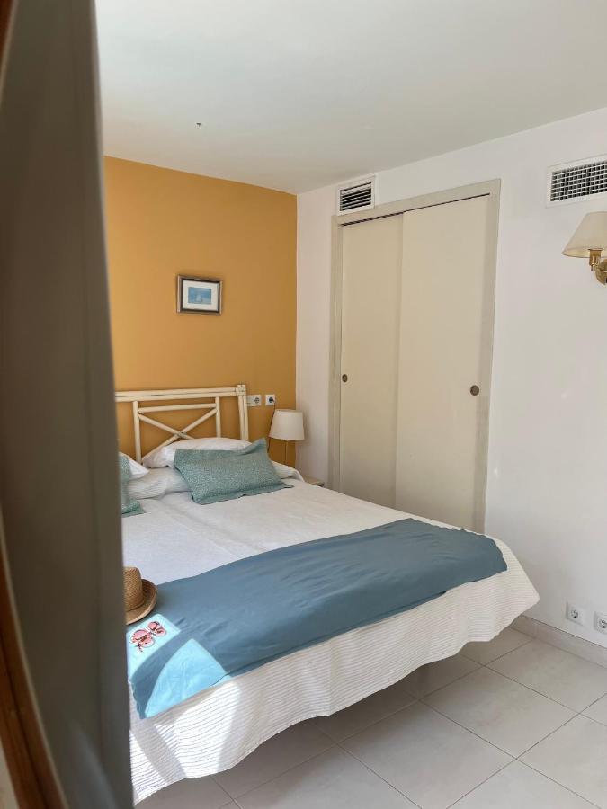 Alexia - Isla - Sunny One Bedroom - Balcony-terrace Apartment
