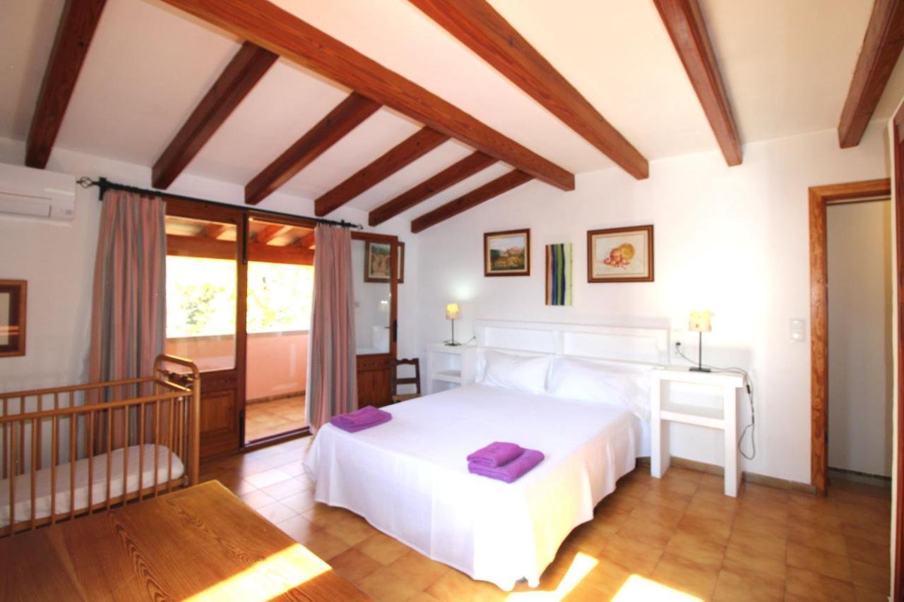 Holiday home Gato Den Vives