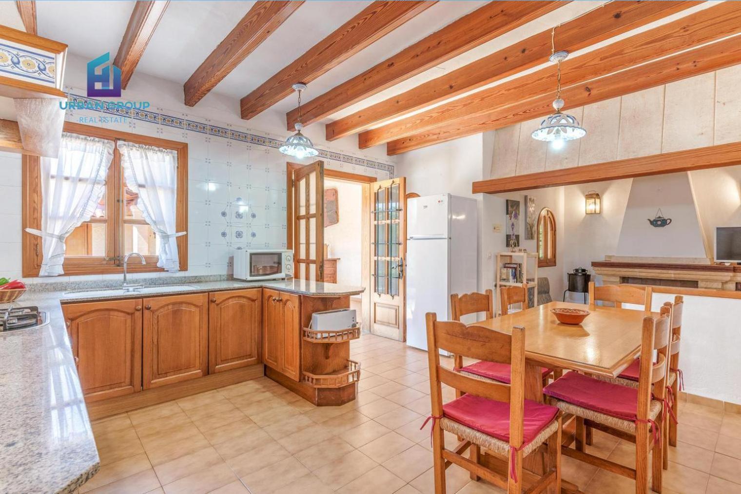 Miguelet Holiday home *