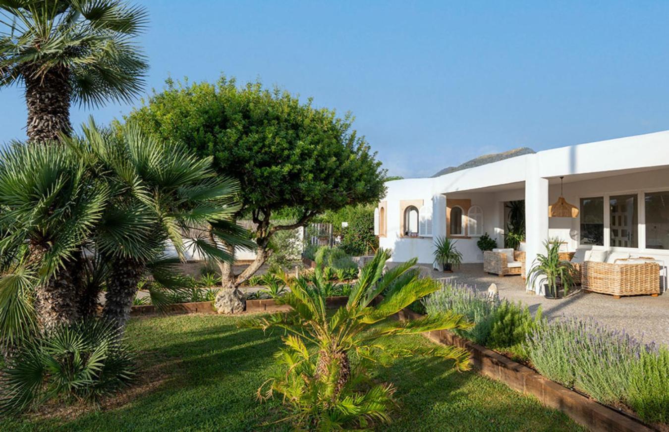 Torrens Villa *