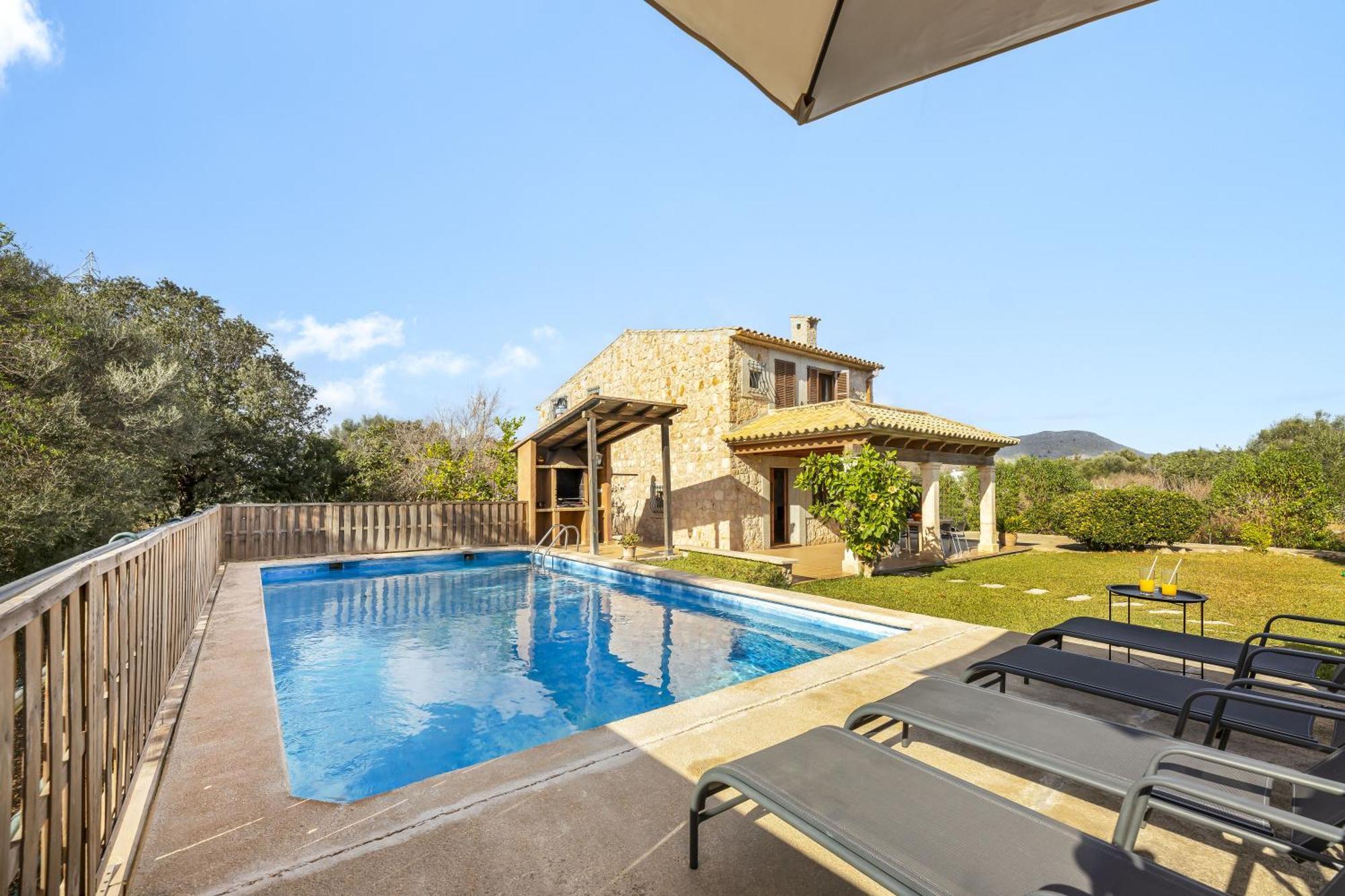 Can Avinent Villa