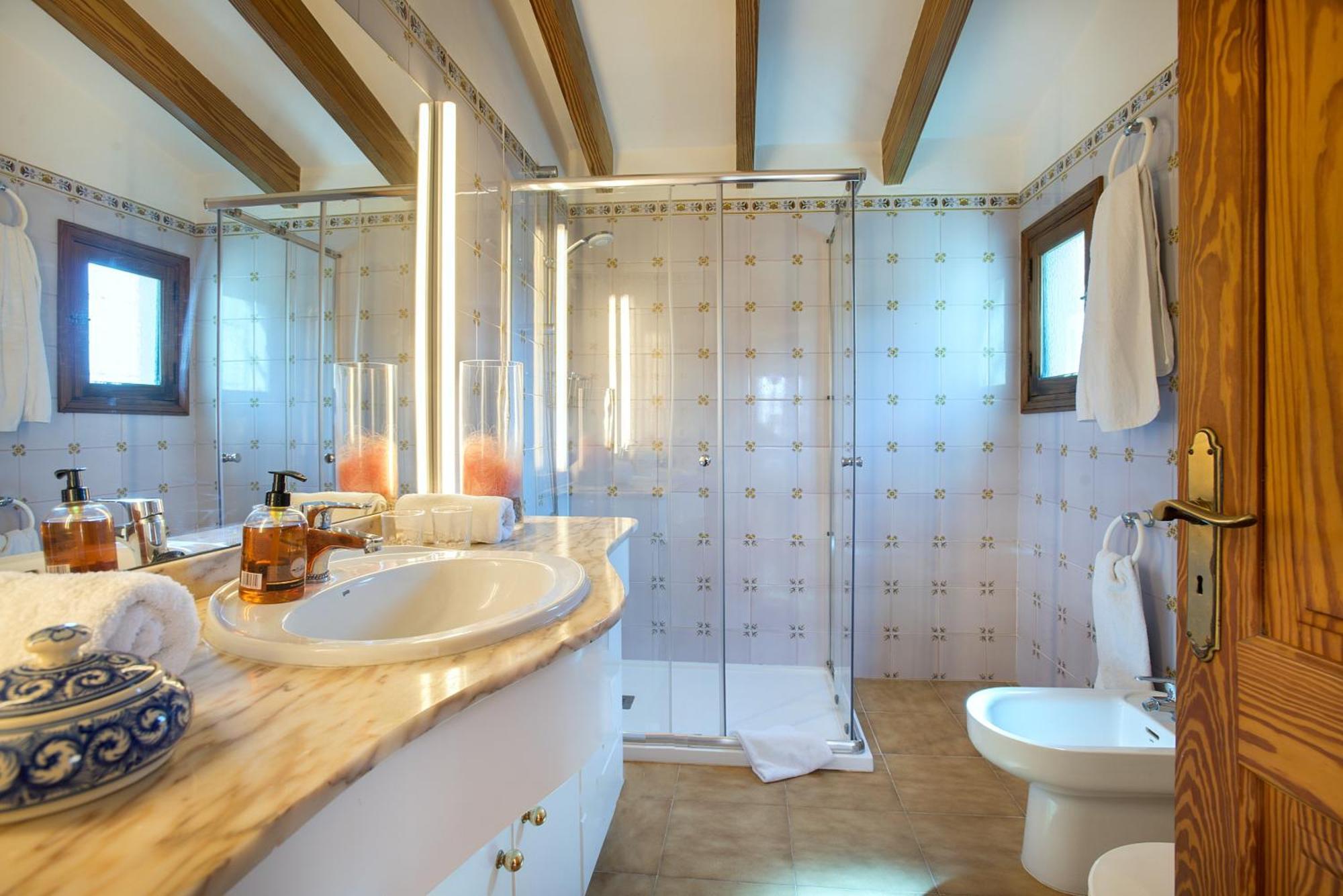 Villa Owl Tia - Exclusive Holidays