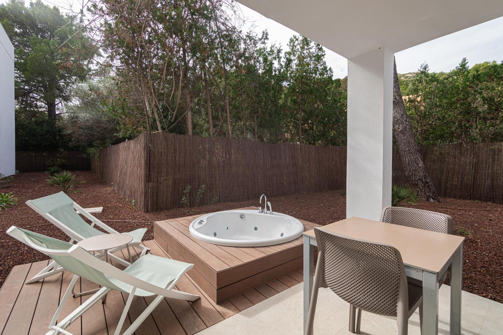 Cabot Las Velas Apartment