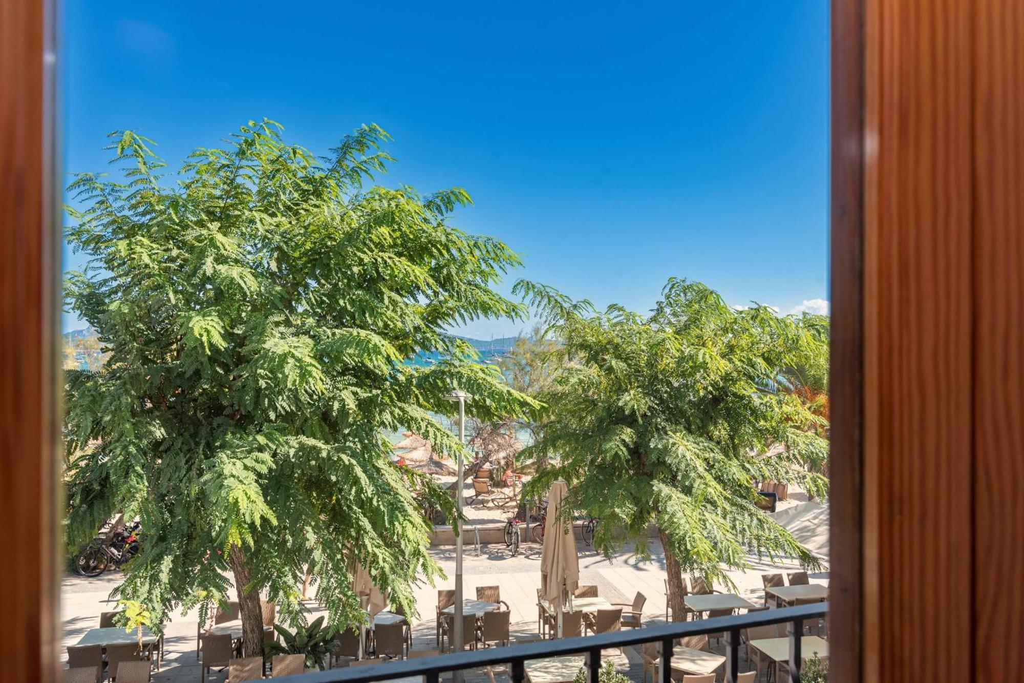 Vora Mar Beachfront By Sealand Apartment