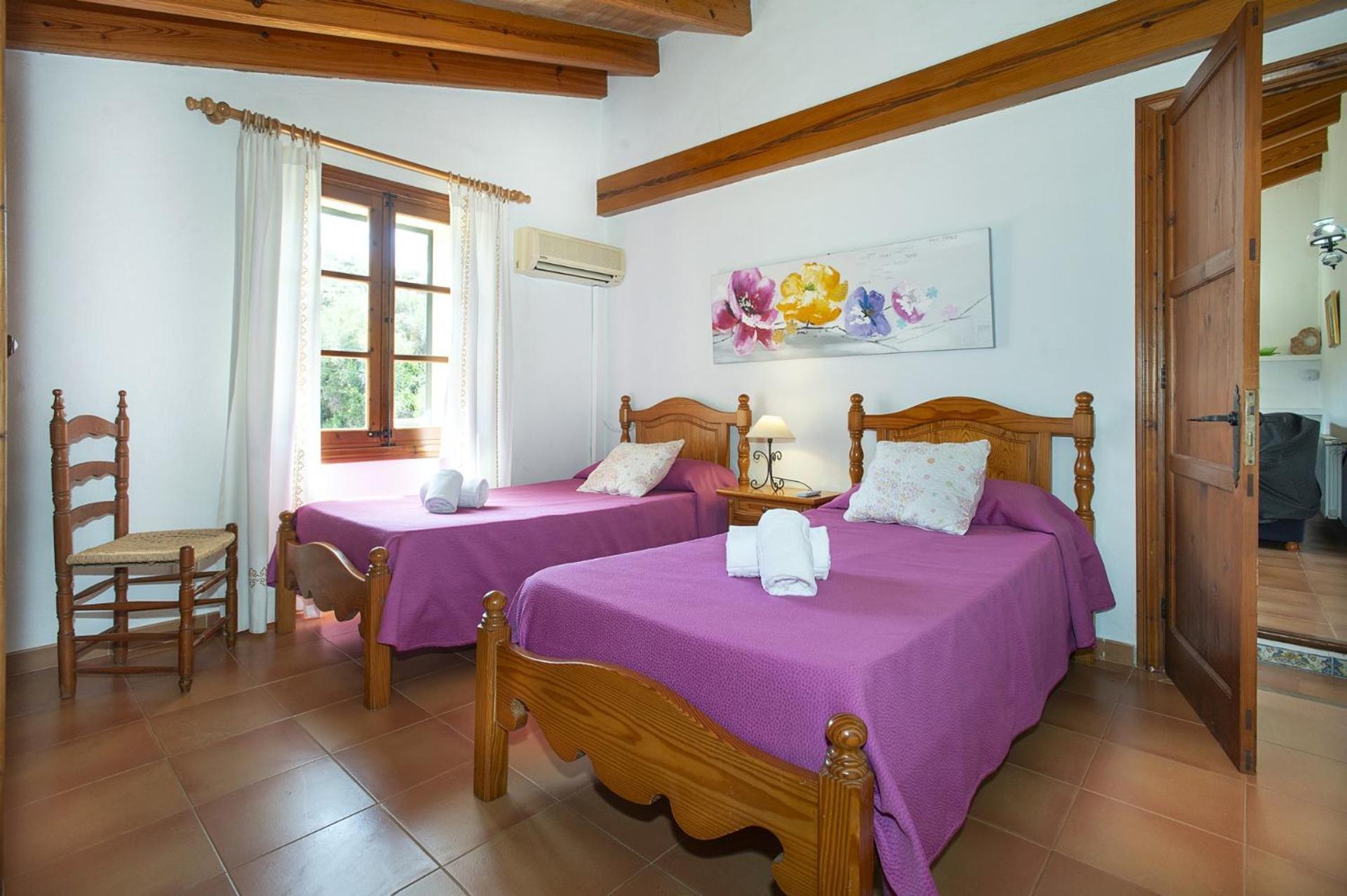 Villa Vidrier Ii By