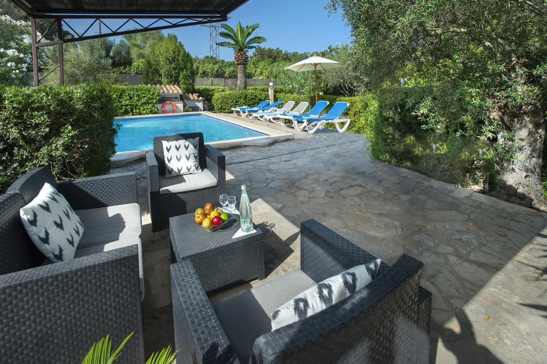 Villa Vidrier Ii By