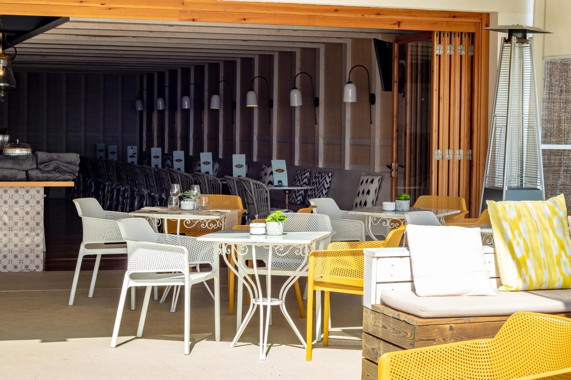 Cabot Romantic- Adults Only 3*