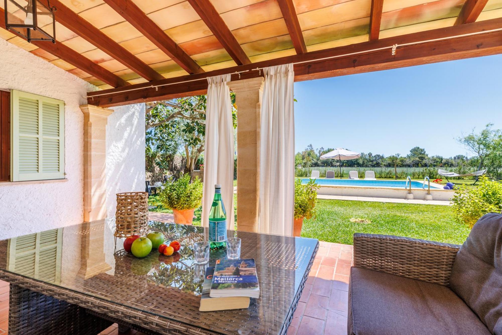 Avinent Chalet *