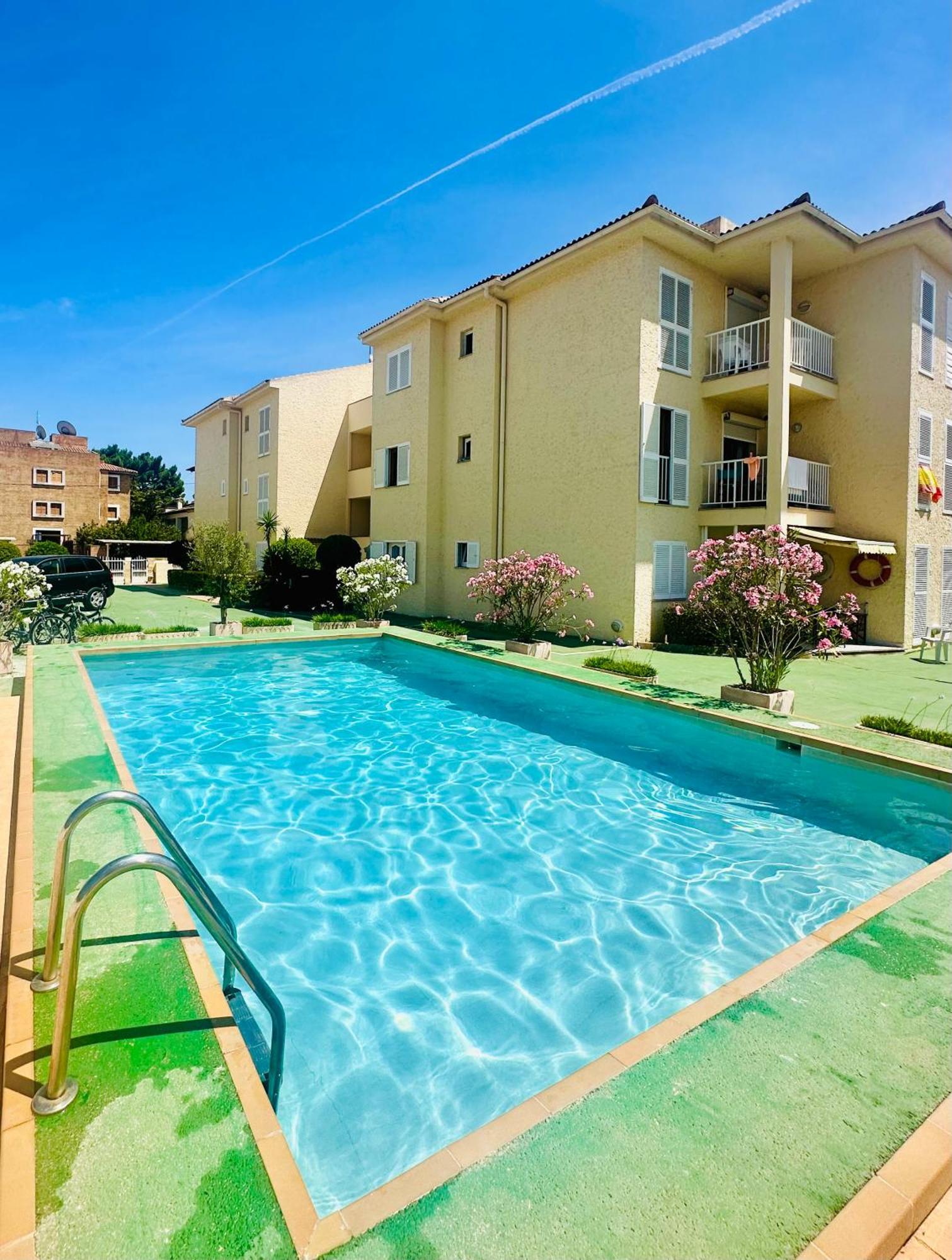 Bonito Con Piscina A 50 Metros De La Playa! Port de Pollenca
