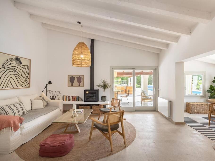 La Telaranya - Luxury With Heated Pool Close To Port Pollenca Port de Pollenca