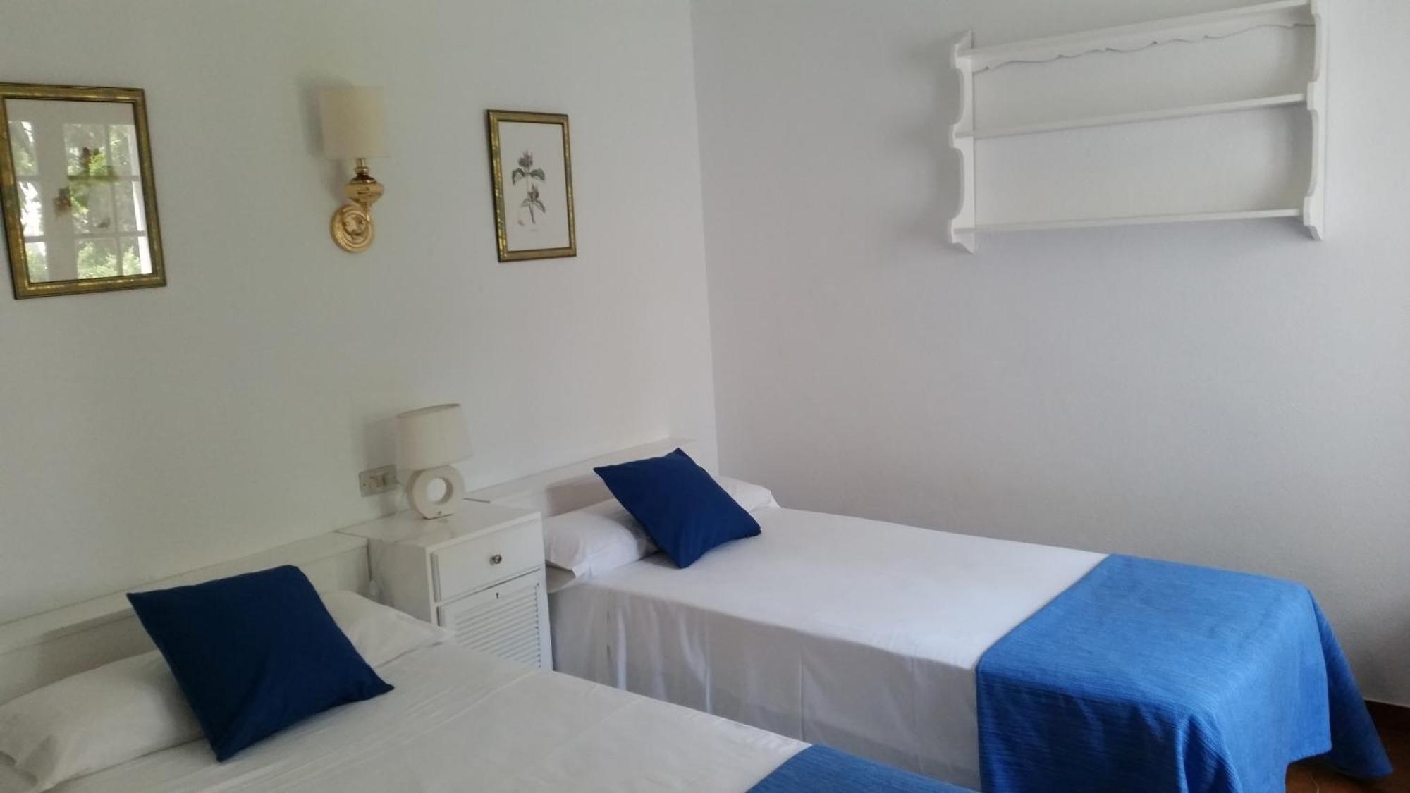 Llorens Villa *