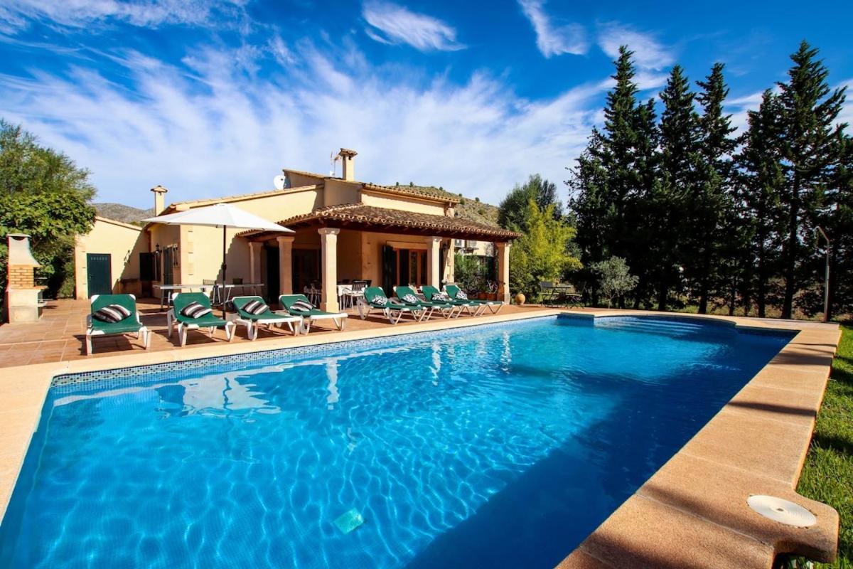 Beautiful For 8 People Close To Pollensa By Renthousing Villa *