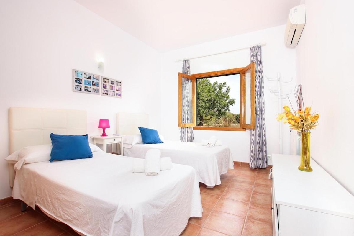 Beautiful For 8 People Close To Pollensa By Renthousing Villa