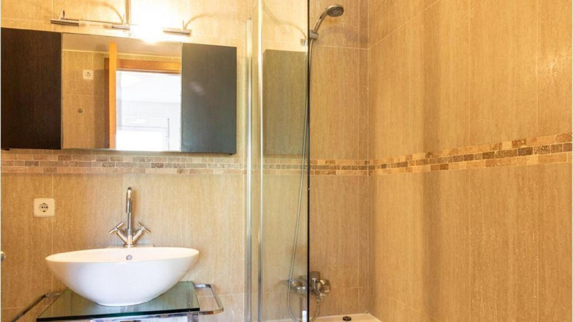 Bellresguard First Floor I Apartamento *