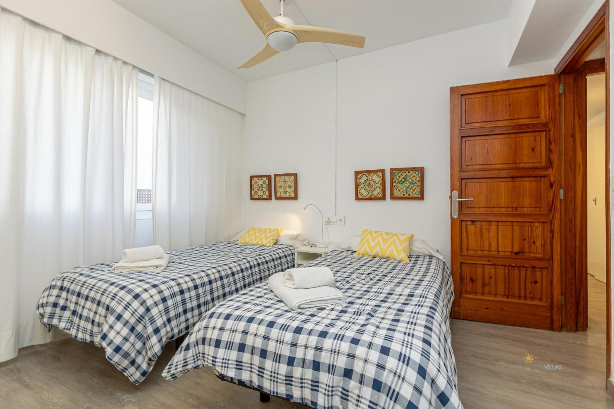 Bel Planta Baja First Line Pinewalk Apartament *